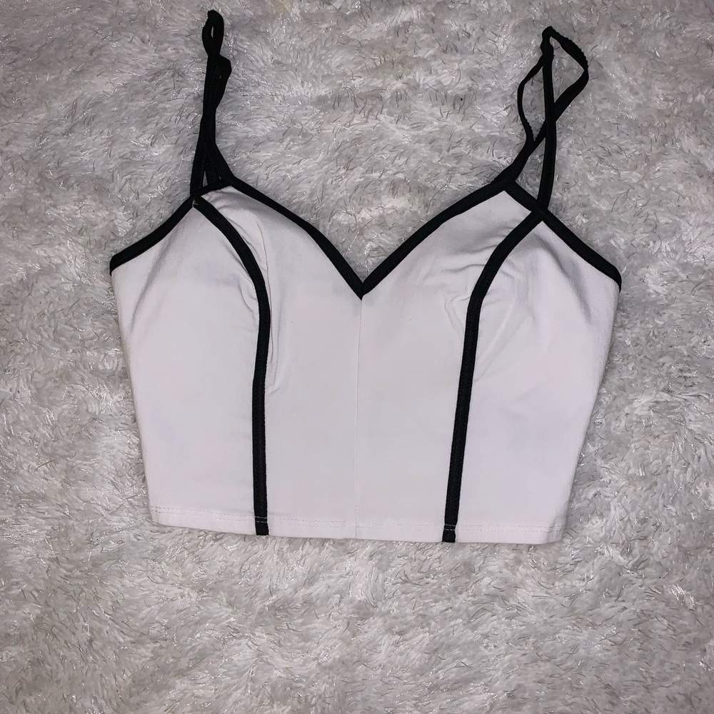 🎊💥🎉HOST PICK🔥💜Cute 🥰 Woman crop top Orr loved like new